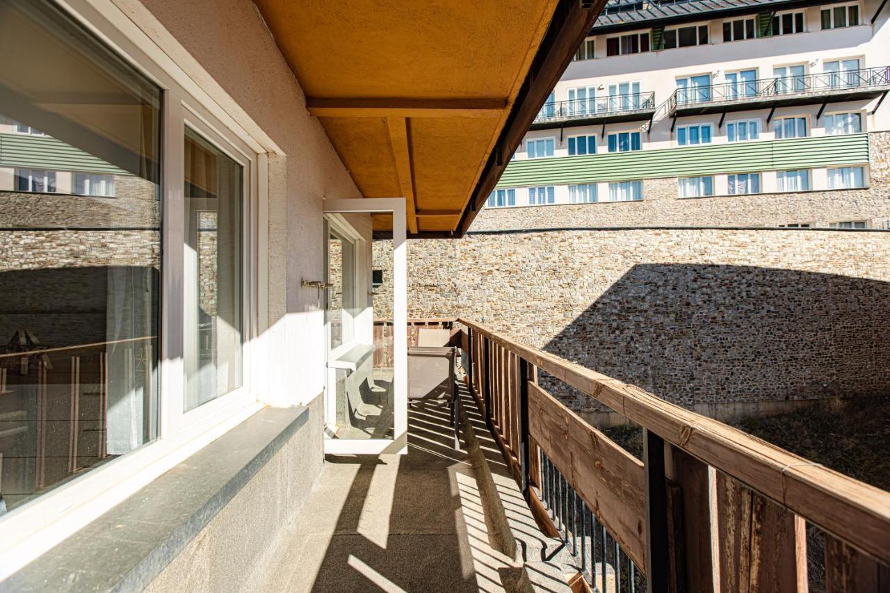 Holidays, Tripp, 1 Dormitorio, 4 Personas, Terraza Sierra Nevada Dış mekan fotoğraf